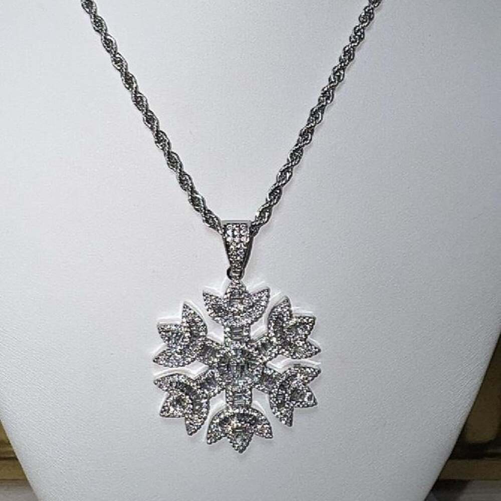 Silver Snowflake Pendant Necklace With 28 F 0